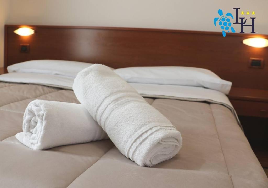Hotel Lora Rda Luxury บอร์ดิเกรา ภายนอก รูปภาพ