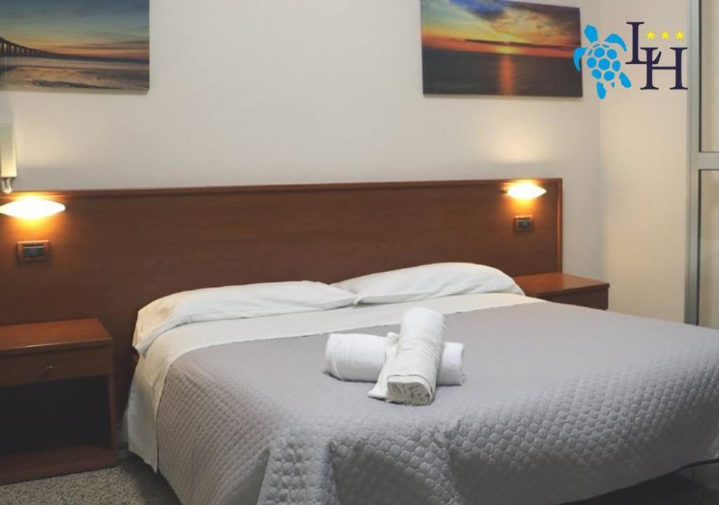 Hotel Lora Rda Luxury บอร์ดิเกรา ภายนอก รูปภาพ