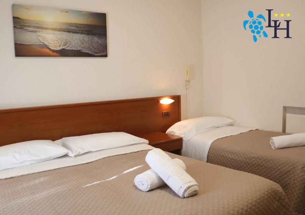 Hotel Lora Rda Luxury บอร์ดิเกรา ภายนอก รูปภาพ